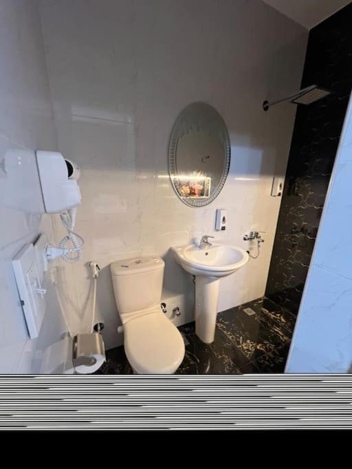 Luxury Apartment Downtown カイロ エクステリア 写真