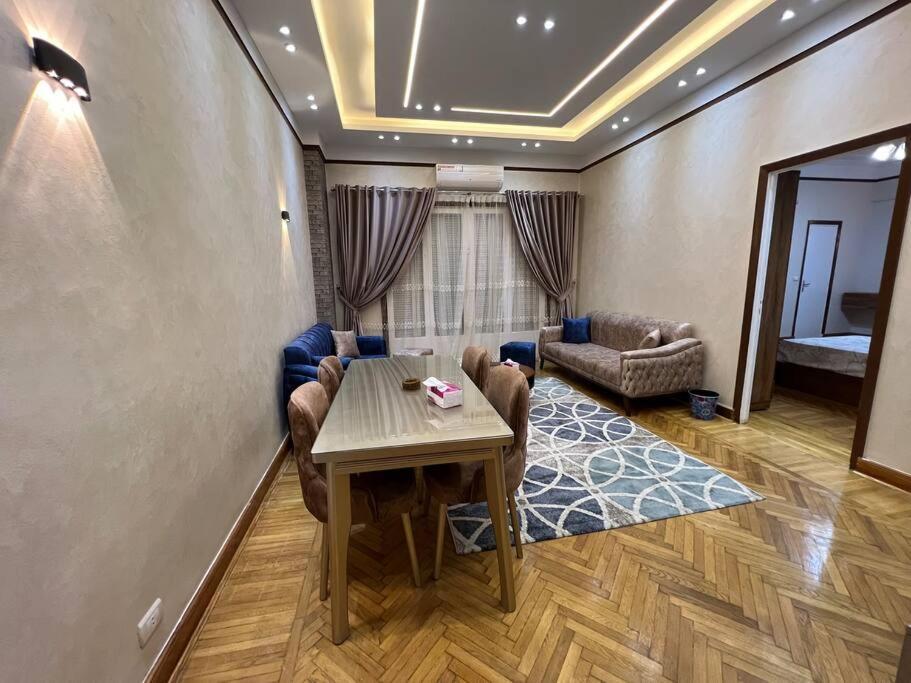 Luxury Apartment Downtown カイロ エクステリア 写真